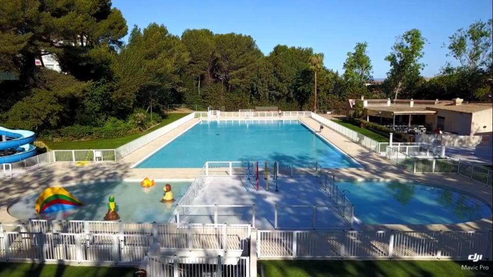 Domaine De La Coudouliere, T2 Climatise Terrasse Vue Mer Sans Vis A Vis Plage A 100M Сис-Фур-Ле-Пляж Экстерьер фото